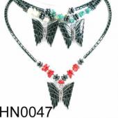 Assorted Colored Semi precious Stone Beads Hematite Butterfly Pendant Beads Stone Chain Choker Fashion Women Necklace
